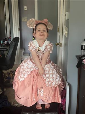 Ages 0-4 Winner: Gracie Robson as Minnie Mouse